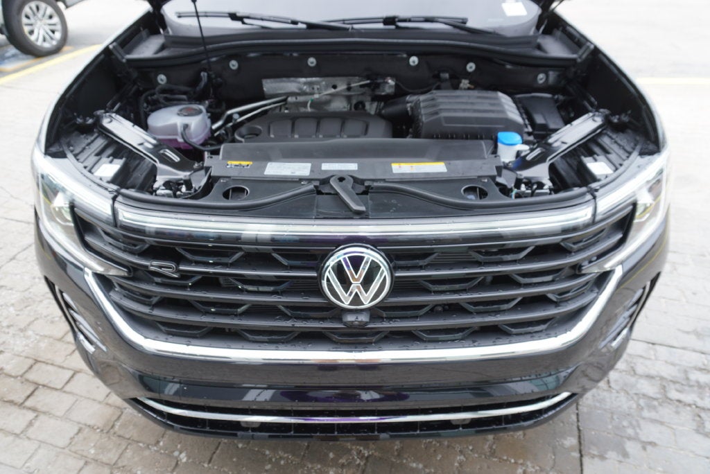 2026 Volkswagen Atlas Cross Sport SEL Premium R-Line