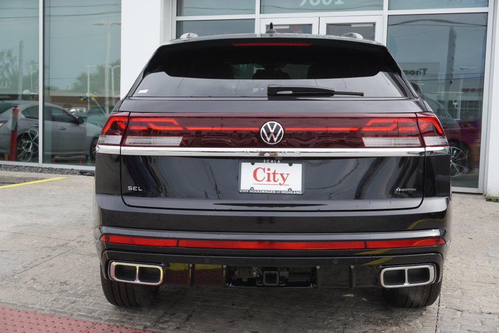2026 Volkswagen Atlas Cross Sport SEL Premium R-Line