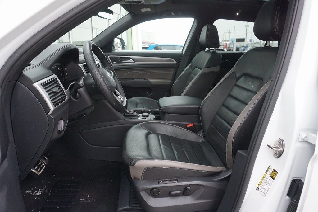 2023 Volkswagen Atlas Cross Sport 3.6L V6 SEL Premium R-Line