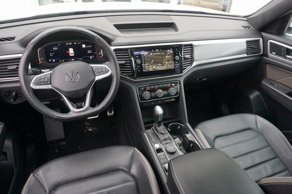 2023 Volkswagen Atlas Cross Sport 3.6L V6 SEL Premium R-Line
