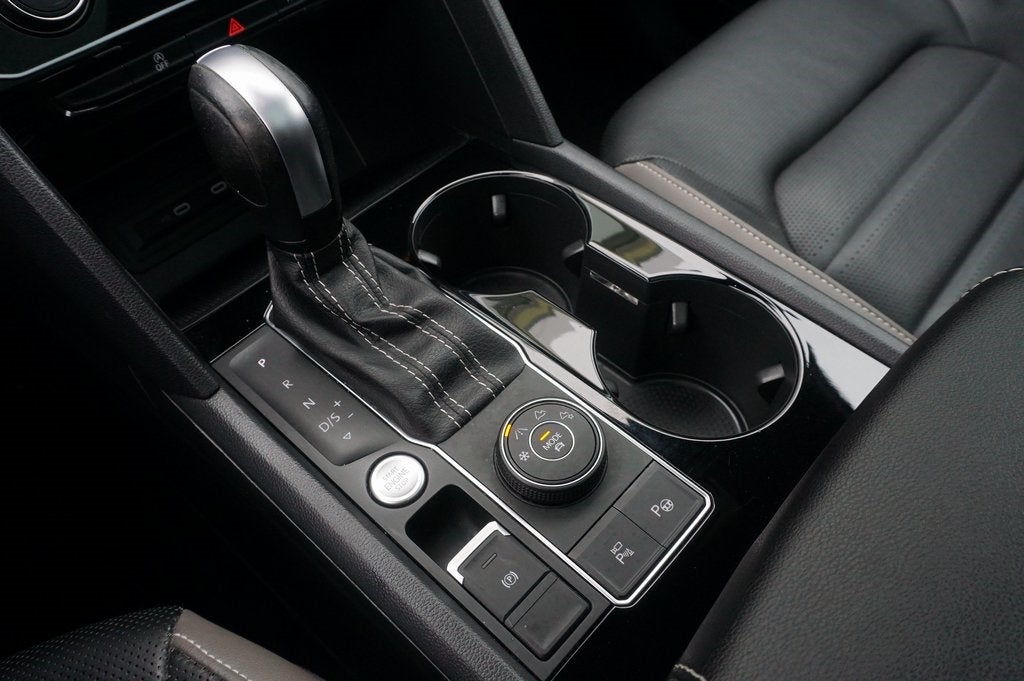 2023 Volkswagen Atlas Cross Sport 3.6L V6 SEL Premium R-Line