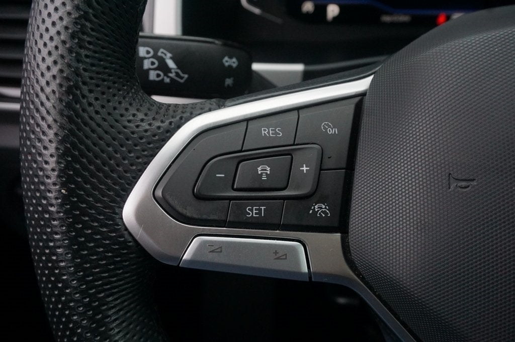 2023 Volkswagen Atlas Cross Sport 3.6L V6 SEL Premium R-Line