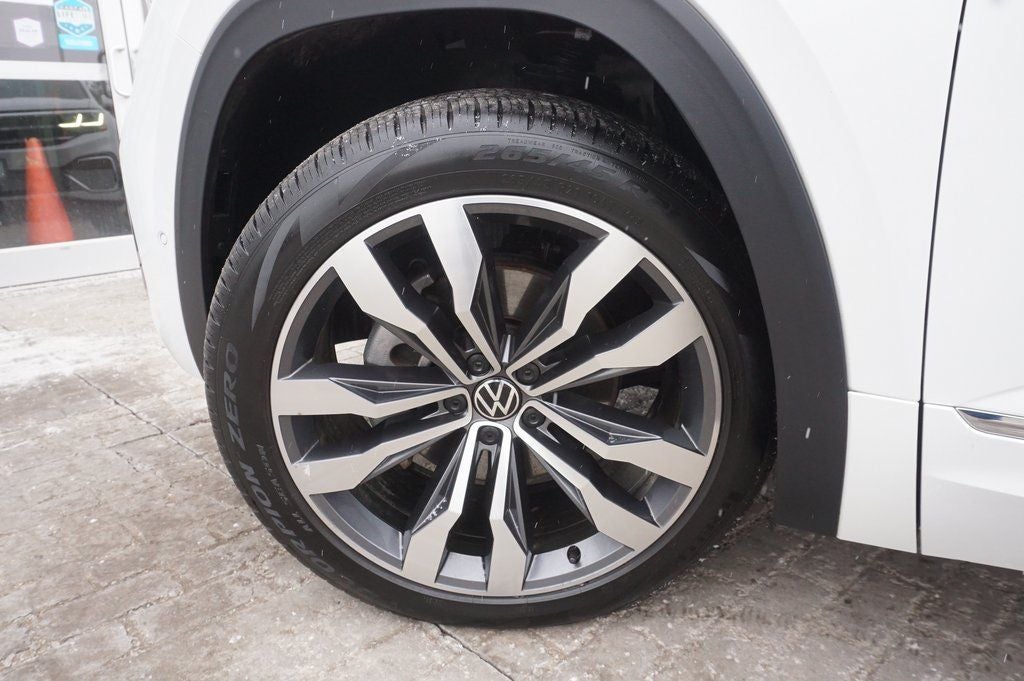 2023 Volkswagen Atlas Cross Sport 3.6L V6 SEL Premium R-Line