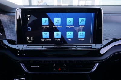 2025 Volkswagen Atlas Cross Sport 2.0T SEL Premium R-Line