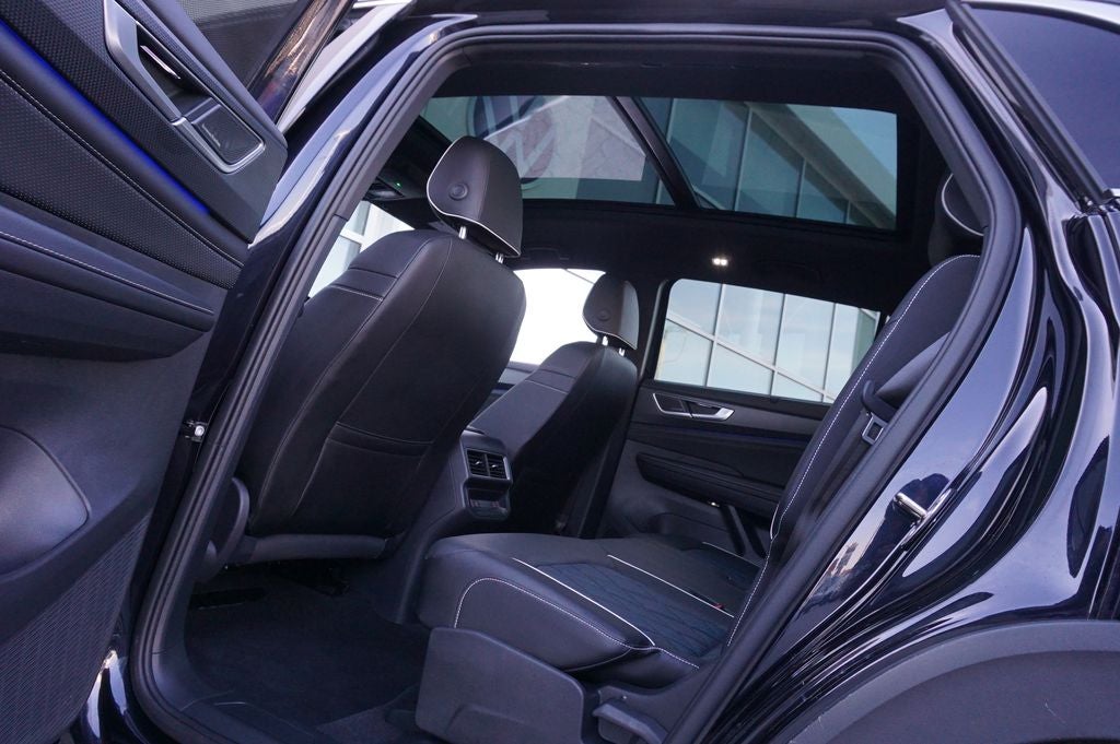 2025 Volkswagen Atlas Cross Sport 2.0T SEL Premium R-Line