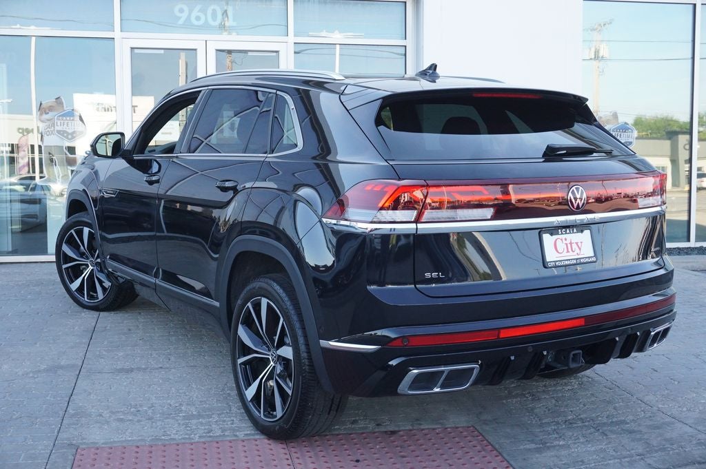 2025 Volkswagen Atlas Cross Sport 2.0T SEL Premium R-Line