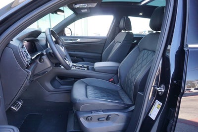 2025 Volkswagen Atlas Cross Sport 2.0T SEL Premium R-Line