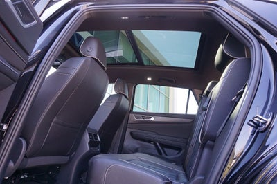 2025 Volkswagen Atlas Cross Sport 2.0T SEL Premium R-Line