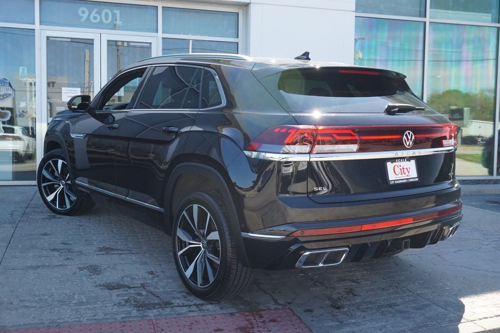 2025 Volkswagen Atlas Cross Sport 2.0T SEL Premium R-Line