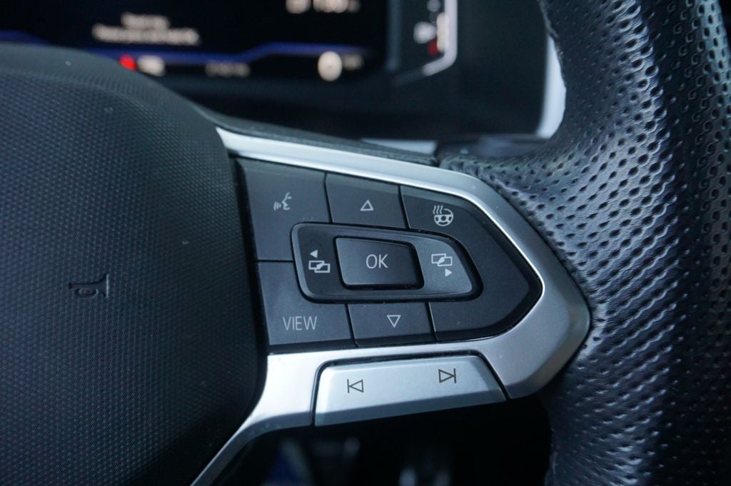 2023 Volkswagen Atlas Cross Sport 3.6L V6 SEL Premium R-Line