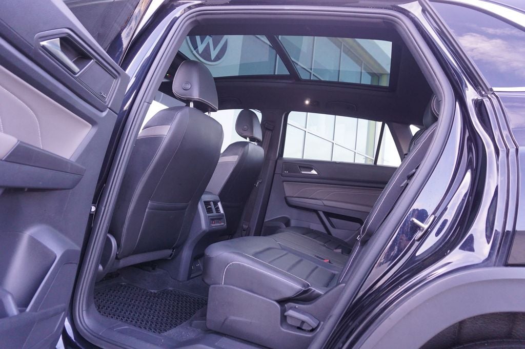 2023 Volkswagen Atlas Cross Sport 3.6L V6 SEL Premium R-Line