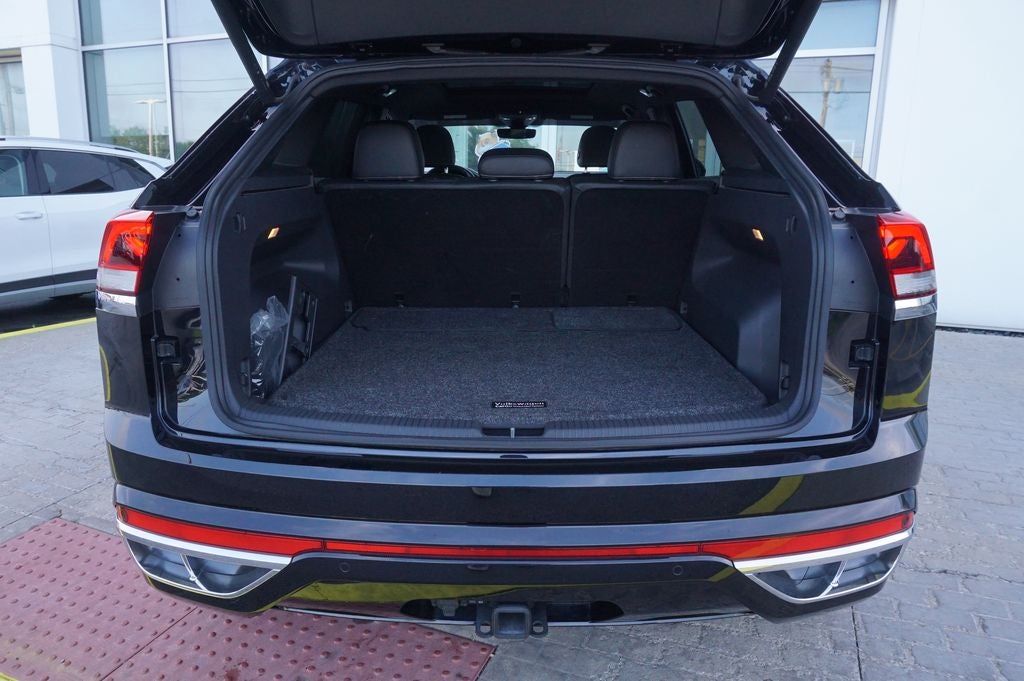2023 Volkswagen Atlas Cross Sport 3.6L V6 SEL Premium R-Line