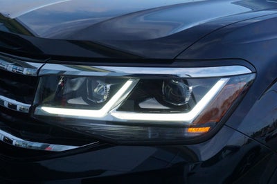 2023 Volkswagen Atlas Cross Sport 3.6L V6 SEL Premium R-Line