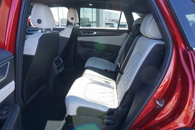 2025 Volkswagen Atlas Cross Sport 2.0T SEL Premium R-Line