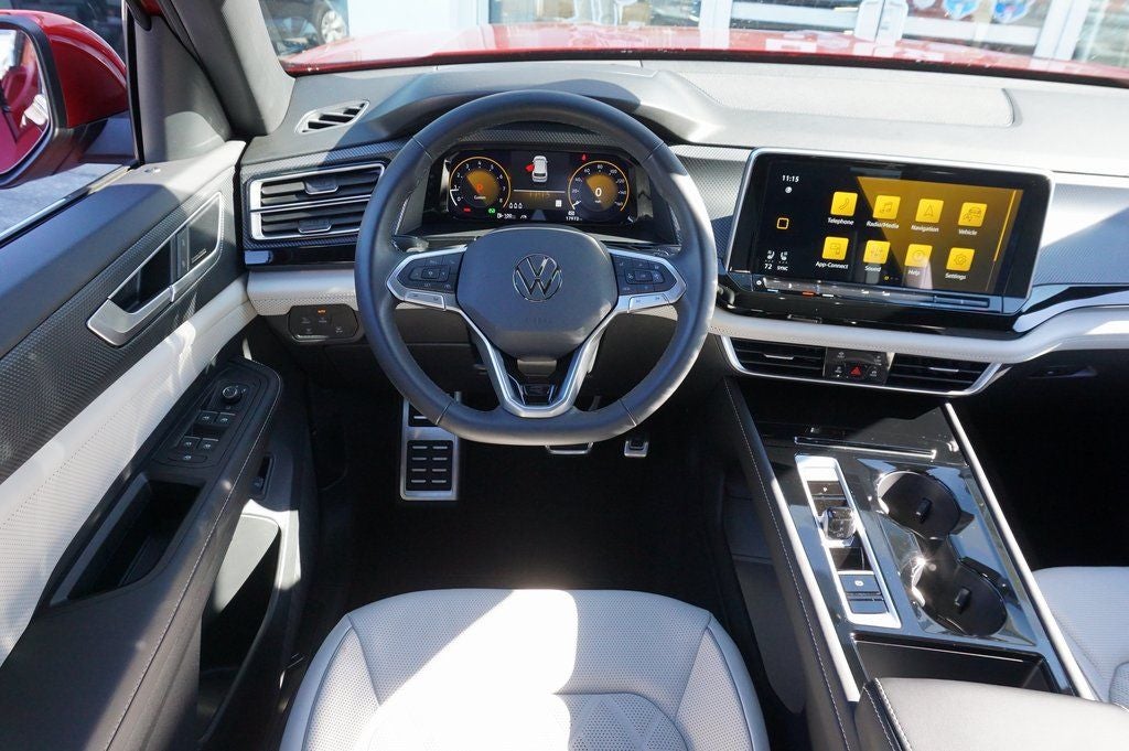 2025 Volkswagen Atlas Cross Sport 2.0T SEL Premium R-Line