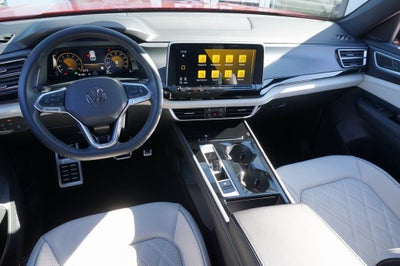 2025 Volkswagen Atlas Cross Sport 2.0T SEL Premium R-Line