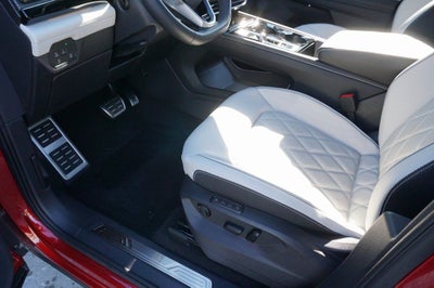 2025 Volkswagen Atlas Cross Sport 2.0T SEL Premium R-Line