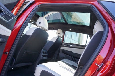 2025 Volkswagen Atlas Cross Sport 2.0T SEL Premium R-Line