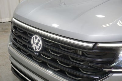 2025 Volkswagen Atlas Cross Sport 2.0T SEL Premium R-Line