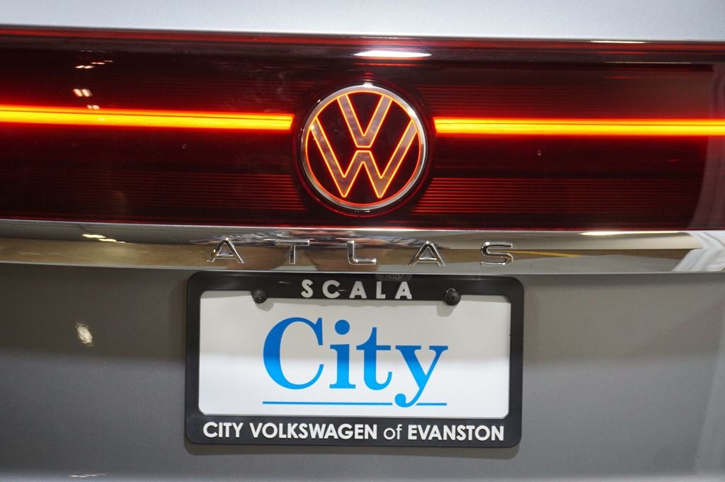 2025 Volkswagen Atlas Cross Sport 2.0T SEL Premium R-Line