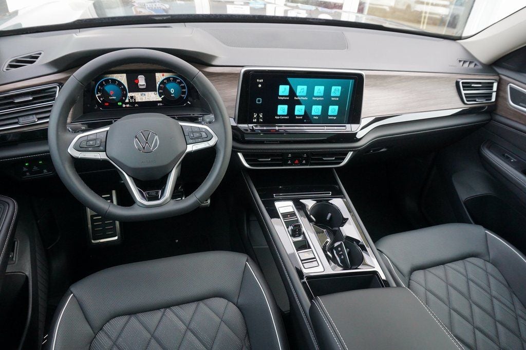 2026 Volkswagen Atlas 2.0T SEL Premium R-Line