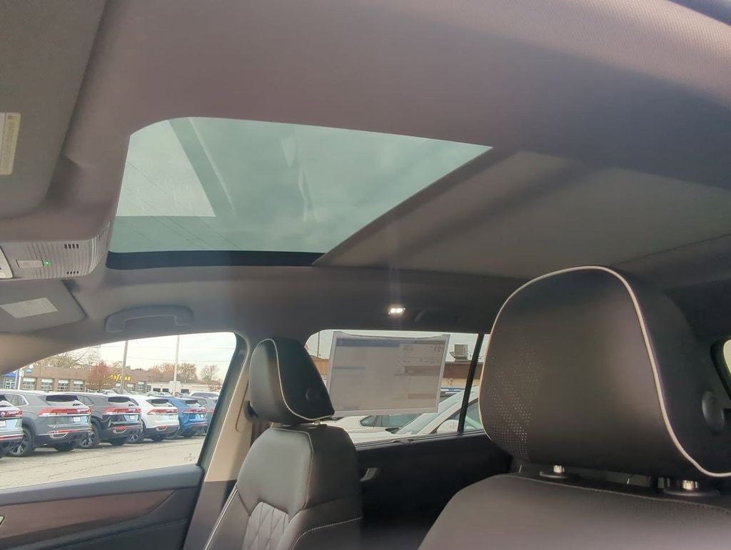 2026 Volkswagen Atlas 2.0T SEL Premium R-Line