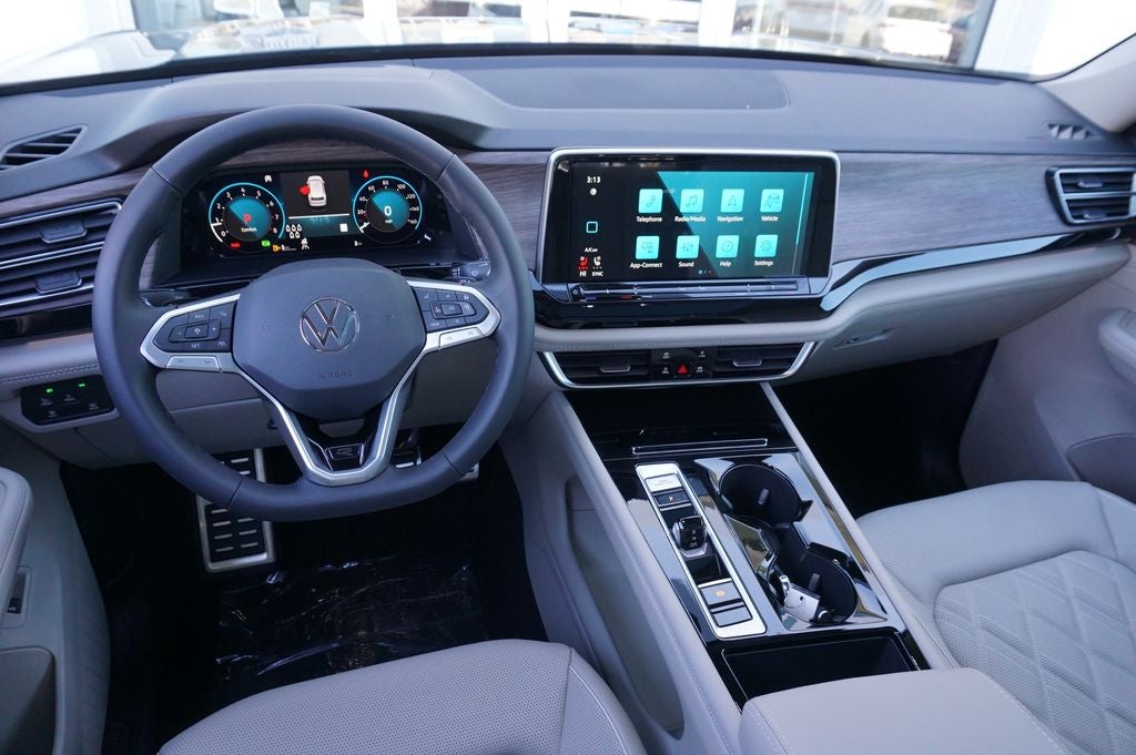 2026 Volkswagen Atlas 2.0T SEL Premium R-Line