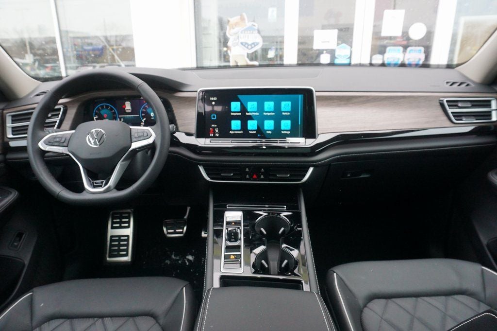 2026 Volkswagen Atlas 2.0T SEL Premium R-Line