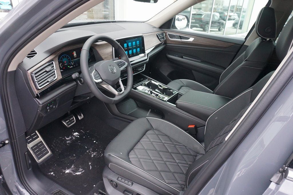 2026 Volkswagen Atlas 2.0T SEL Premium R-Line