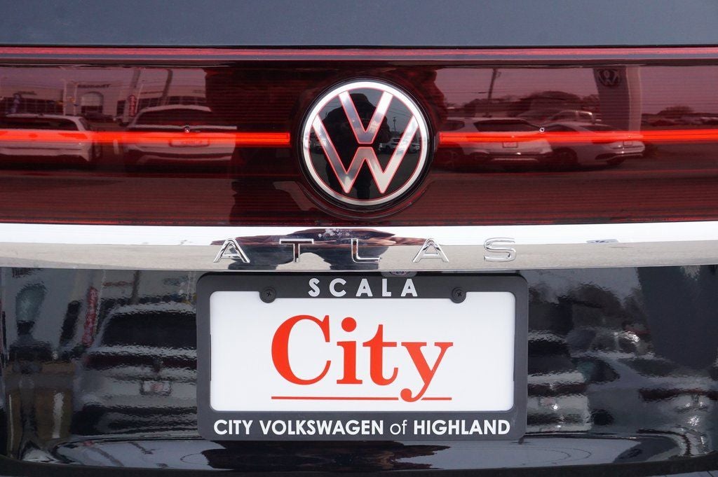 2026 Volkswagen Atlas 2.0T SEL Premium R-Line