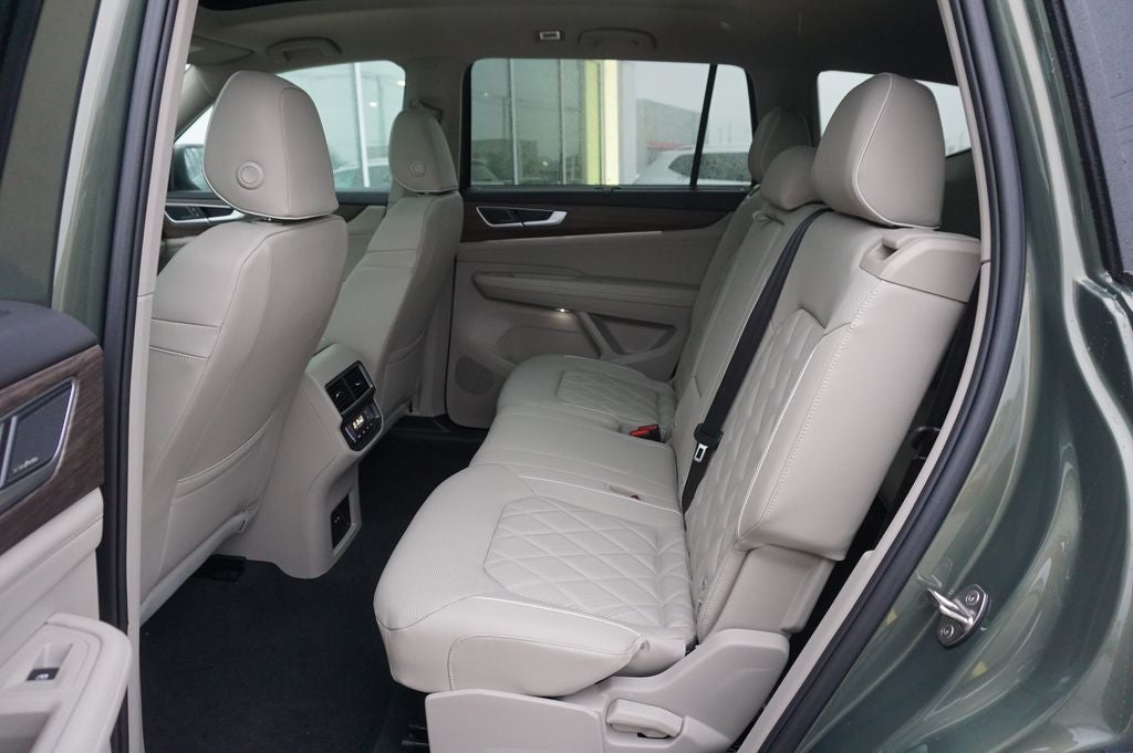 2026 Volkswagen Atlas 2.0T SEL Premium R-Line