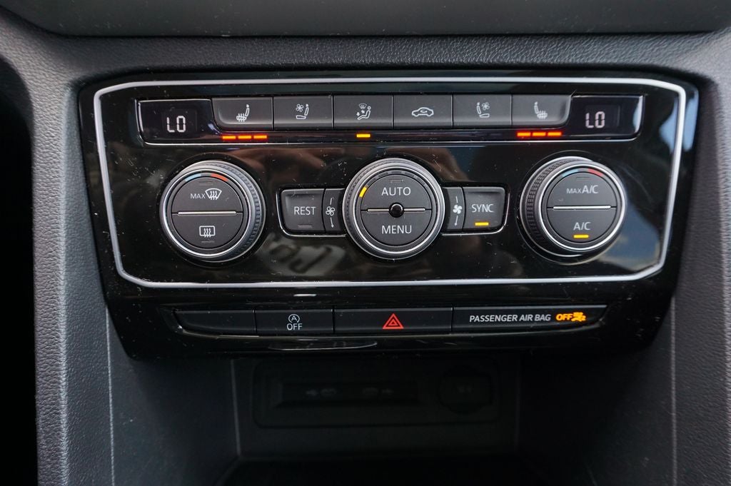 2021 Volkswagen Atlas 3.6L V6 SEL Premium R-Line