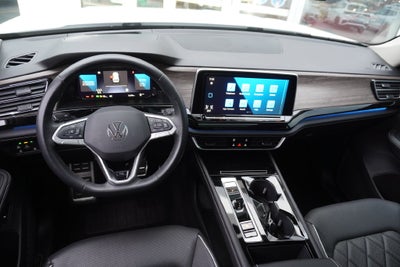 2024 Volkswagen Atlas 2.0T SEL Premium R-Line