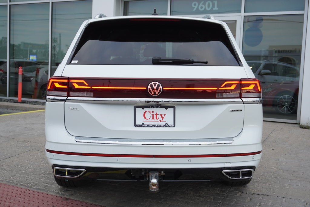 2024 Volkswagen Atlas 2.0T SEL Premium R-Line