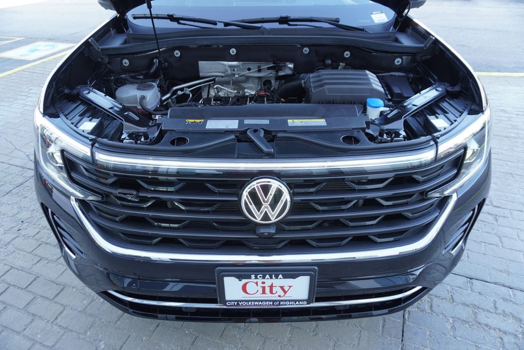 2024 Volkswagen Atlas 2.0T SEL Premium R-Line