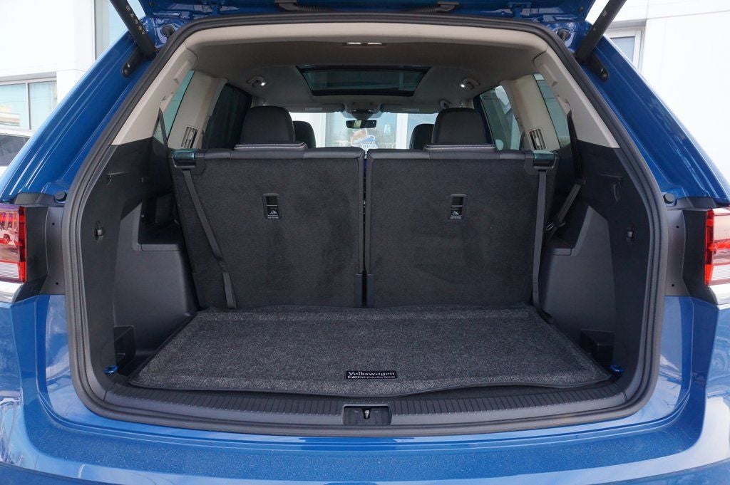 2025 Volkswagen Atlas 2.0T SEL Premium R-Line