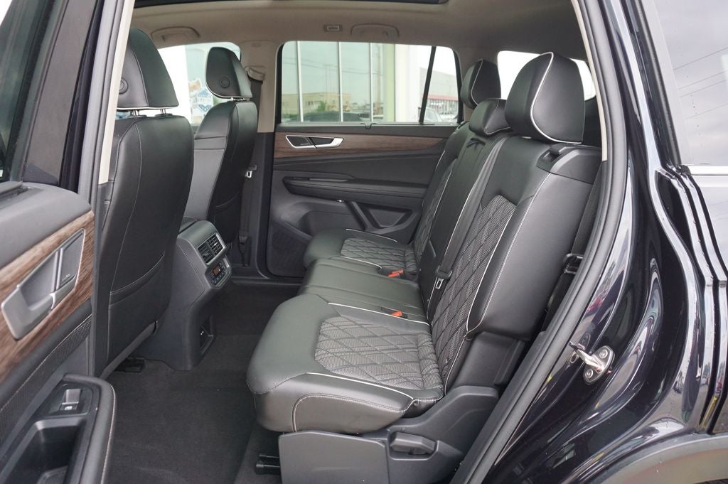 2024 Volkswagen Atlas 2.0T SEL Premium R-Line