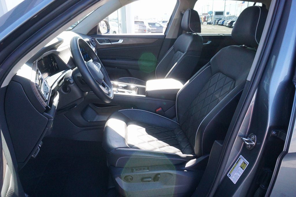 2025 Volkswagen Atlas 2.0T SEL Premium R-Line