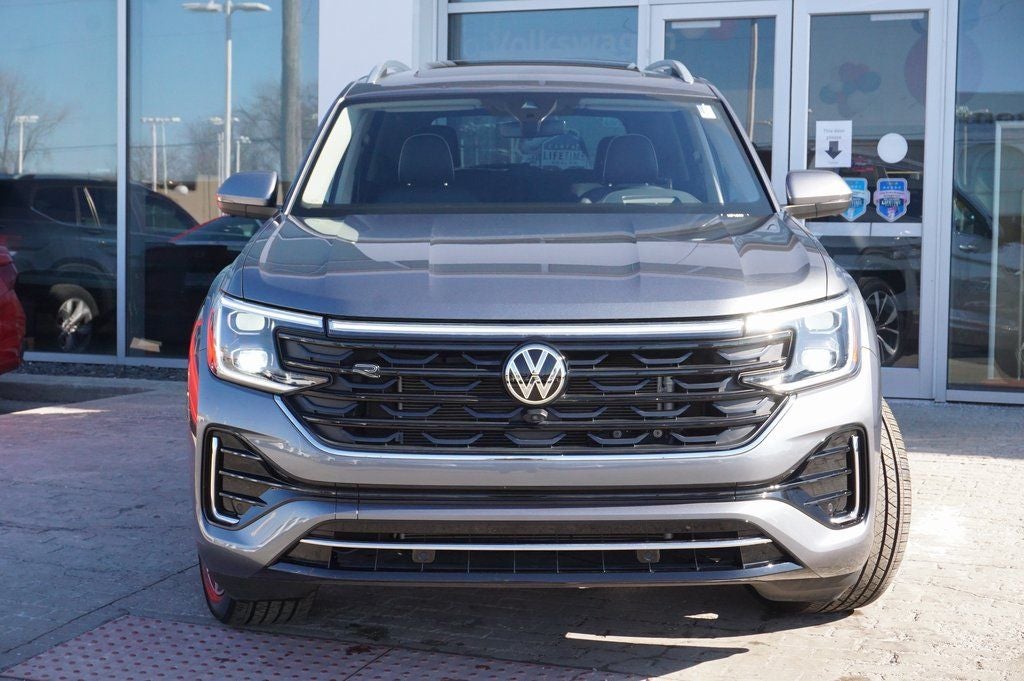 2025 Volkswagen Atlas 2.0T SEL Premium R-Line
