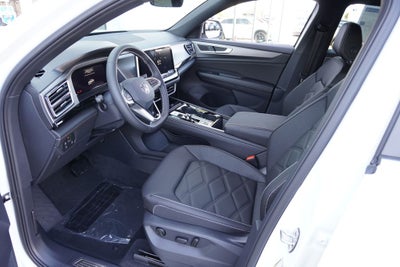 2026 Volkswagen Atlas Cross Sport SE w/Technology