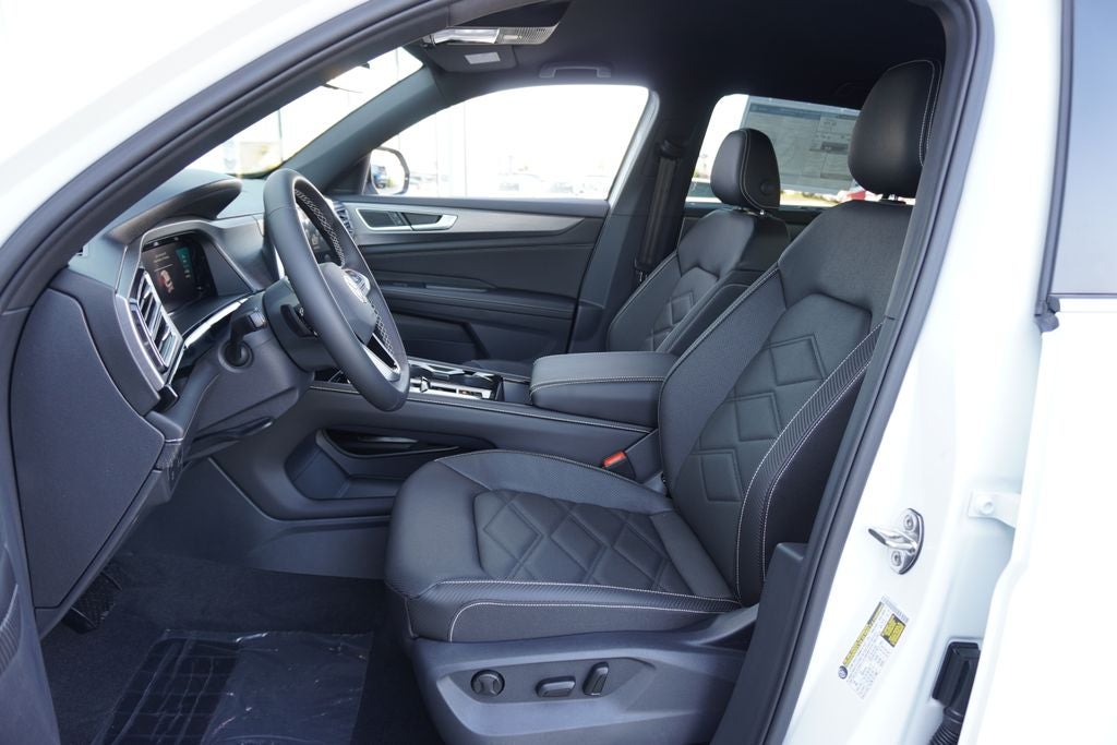 2026 Volkswagen Atlas Cross Sport SE w/Technology