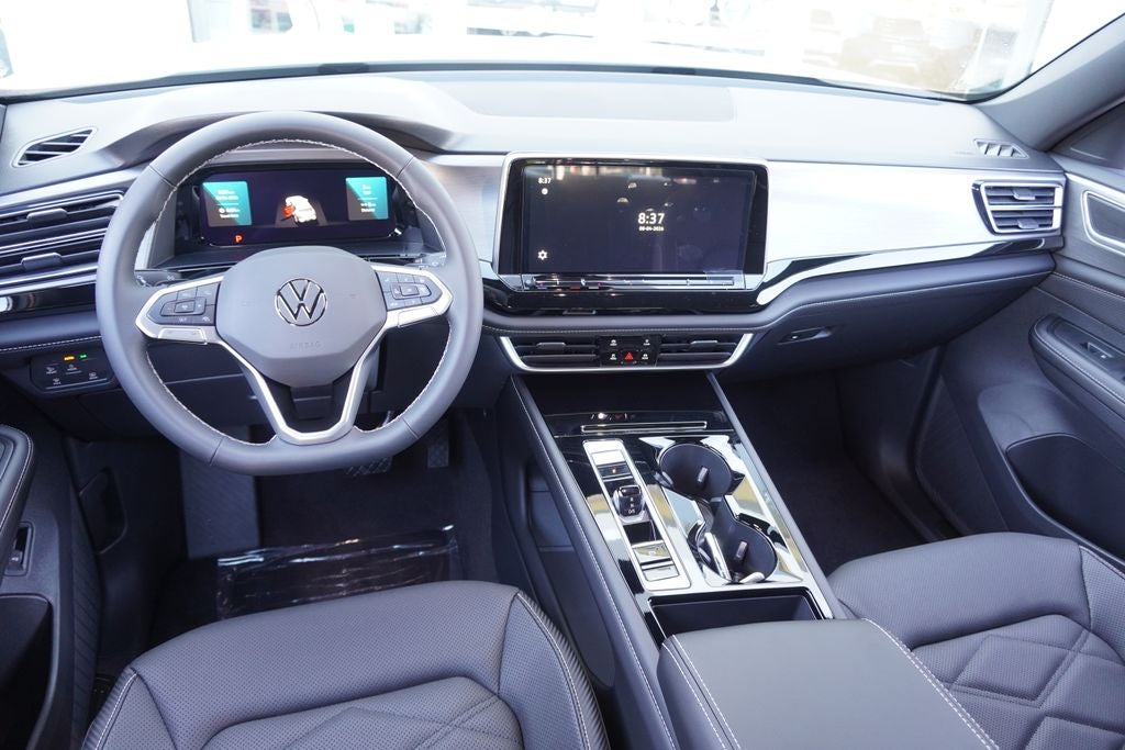 2026 Volkswagen Atlas Cross Sport SE w/Technology