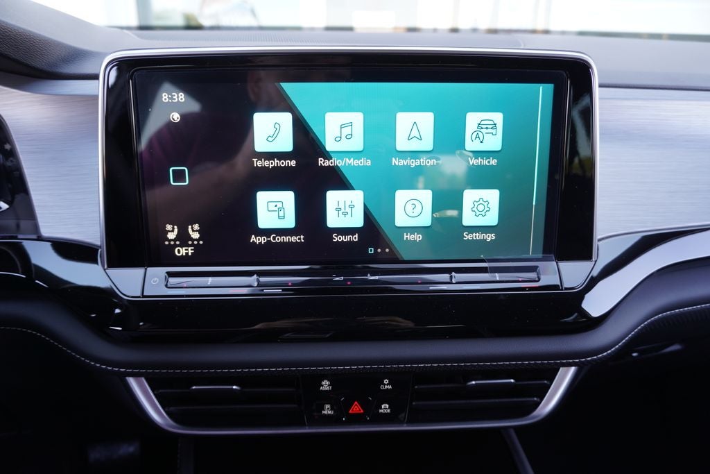 2026 Volkswagen Atlas Cross Sport SE w/Technology