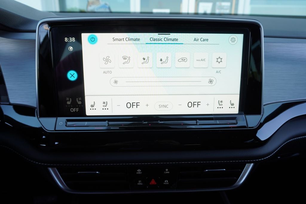 2026 Volkswagen Atlas Cross Sport SE w/Technology