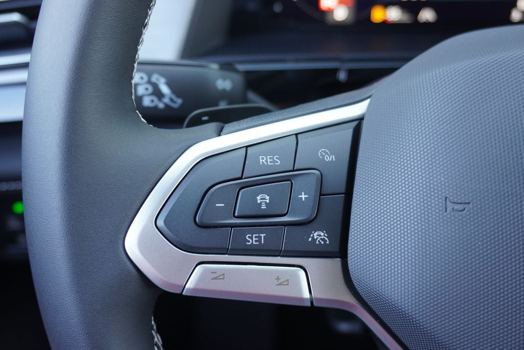 2026 Volkswagen Atlas Cross Sport SE w/Technology