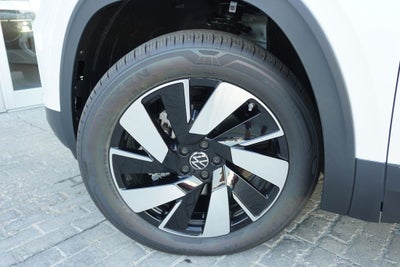 2026 Volkswagen Atlas Cross Sport SE w/Technology