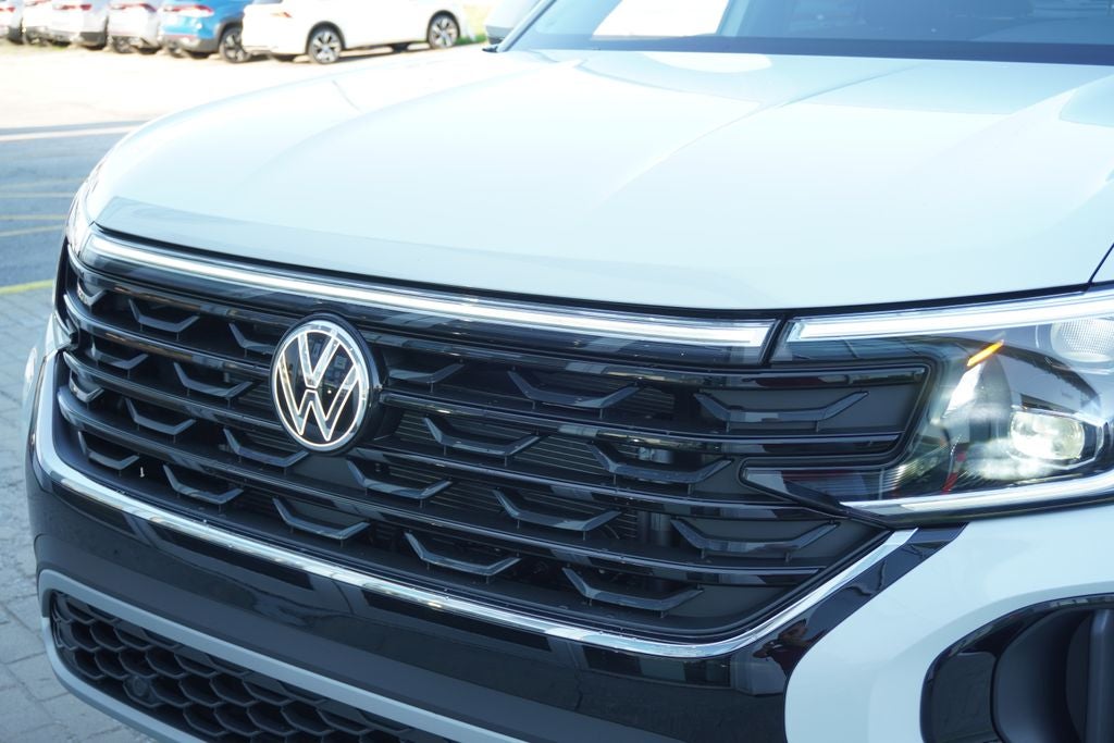 2026 Volkswagen Atlas Cross Sport SE w/Technology