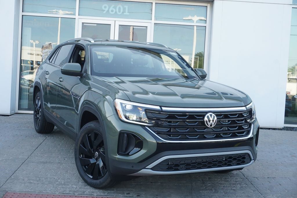 2026 Volkswagen Atlas Cross Sport 2.0T SE w/Technology
