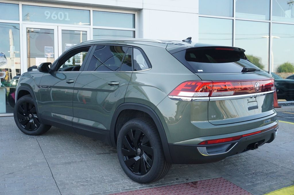 2026 Volkswagen Atlas Cross Sport 2.0T SE w/Technology