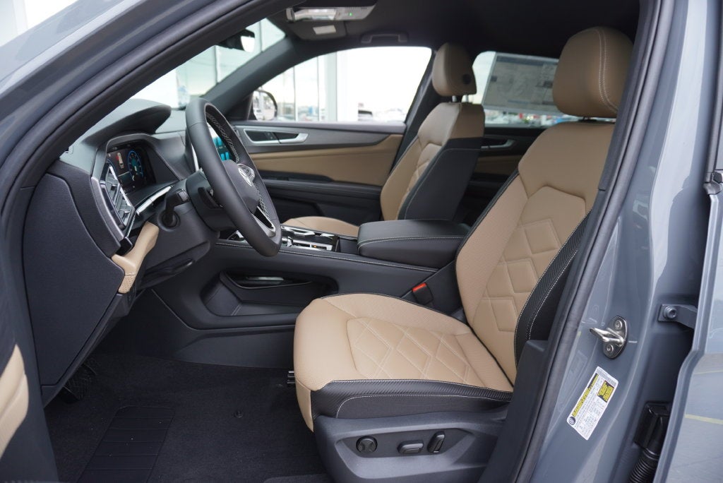 2026 Volkswagen Atlas Cross Sport SE w/Technology
